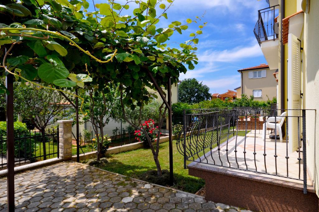 Ana M Apartments Novigrad Istria Extérieur photo