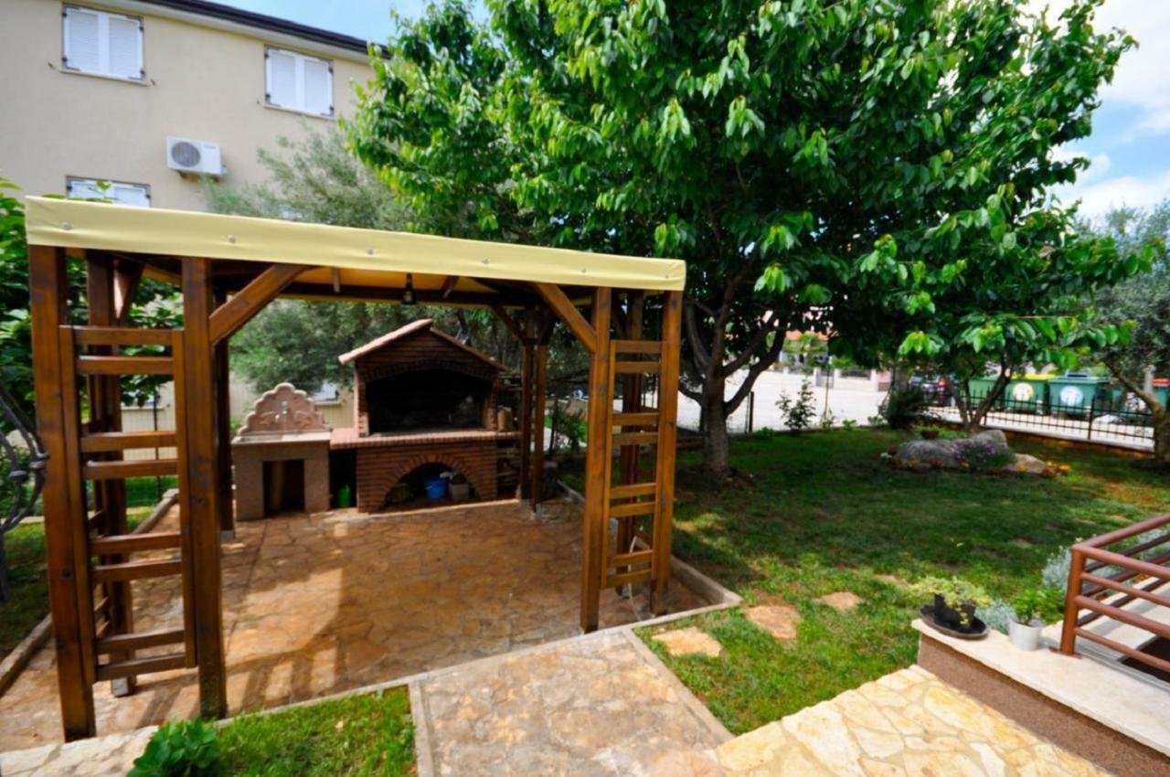 Ana M Apartments Novigrad Istria Extérieur photo